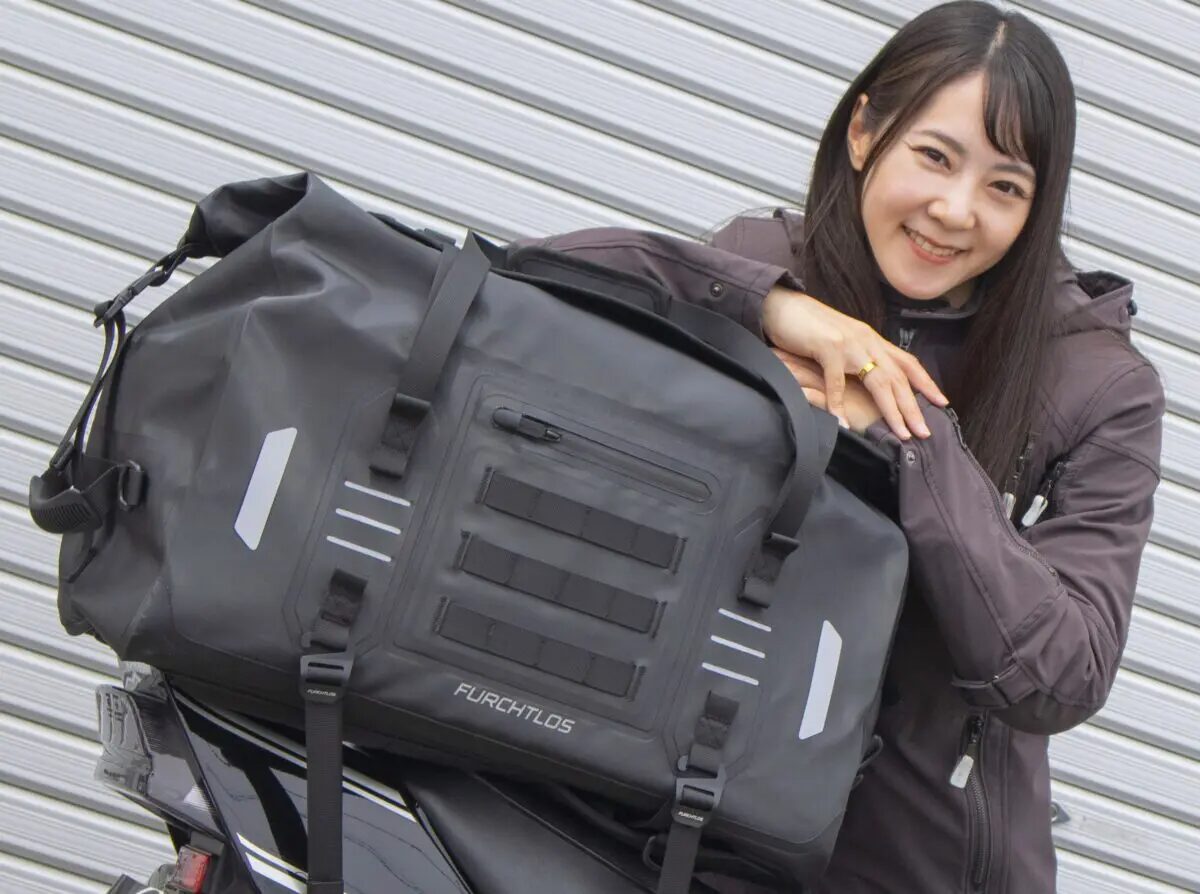 フルヒトロス　everest duffel bag　